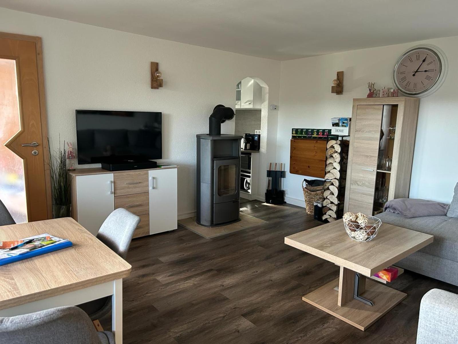 Bungalow Schwarzatalblick In Bad Blankenburg Ortsteil Boehlscheiben Exteriér fotografie